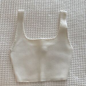 White square neck cropped tank - Babaton Sculpt knit